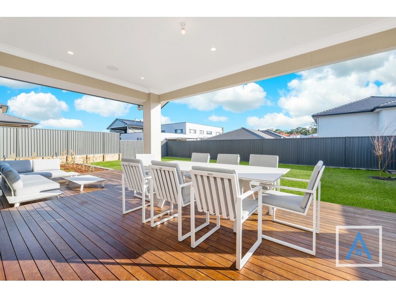 21 Chamberlain Way, Harrington Park NSW 2567