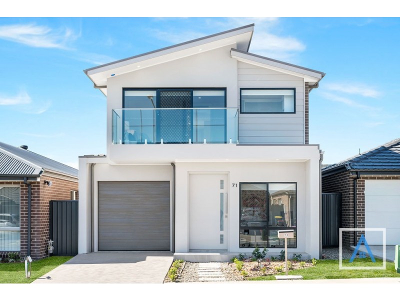 71 Village Circuit, Gregory Hills NSW 2557
