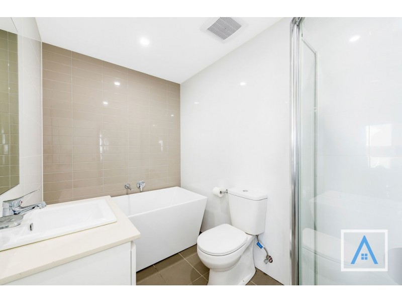 23/2-10 Tyler Street, Campbelltown NSW 2560