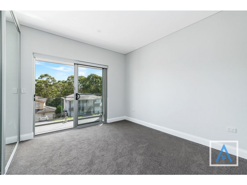 32 Birdsville Crescent, Leumeah NSW 2560