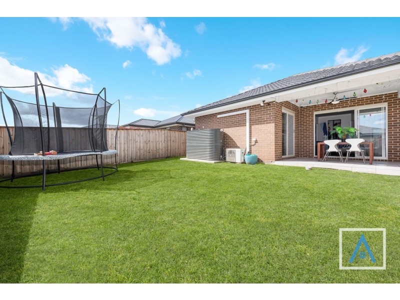 22 Jensen Way, Airds NSW 2560