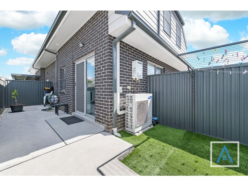 4/86 Canberra Street, Oxley Park NSW 2760