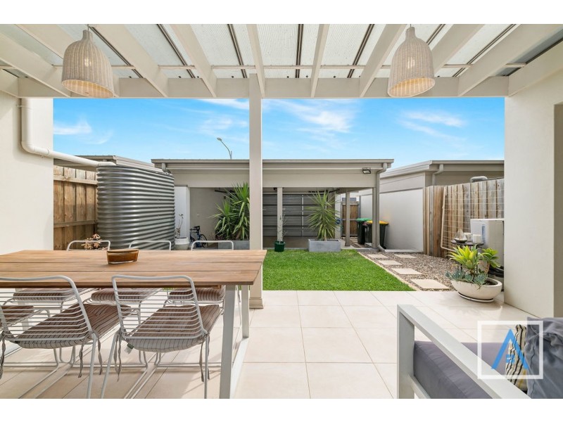 111 Liz Kernohan Drive, Elderslie NSW 2570