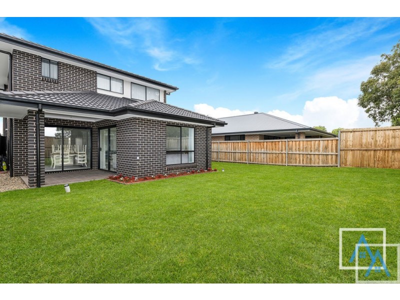 9 Dowie Drive, Claymore NSW 2559