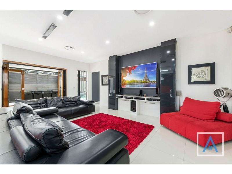 13 Neil Place, Oran Park NSW 2570