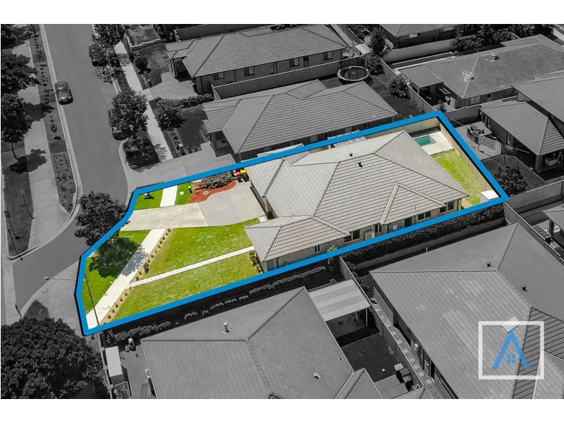 13 Neil Place, Oran Park NSW 2570