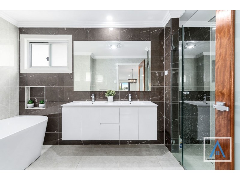 9 Whittingham Street, Campbelltown NSW 2560