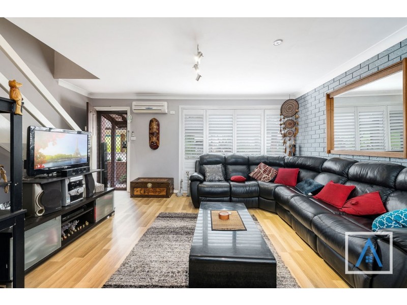 16/18 Westmoreland Road, Minto NSW 2566