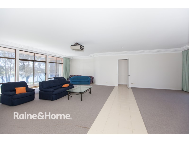 Carrara QLD 4211