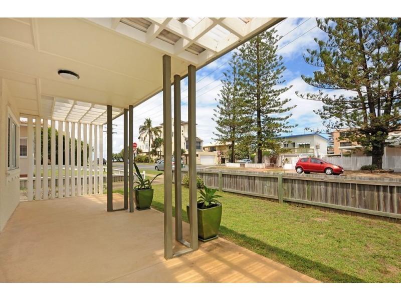 5 Dudley Street, Mermaid Beach QLD 4218