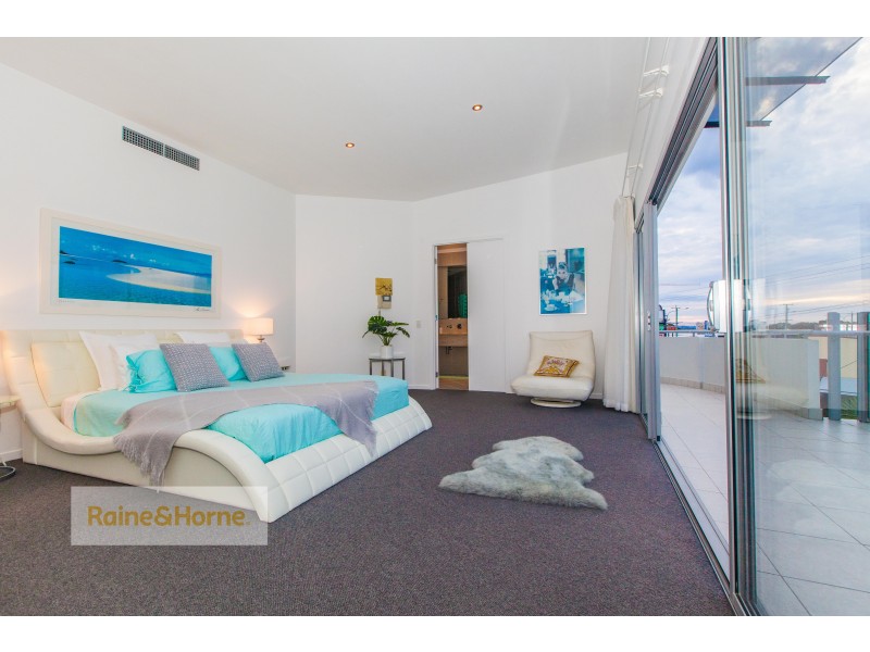 1/44 Tamborine Street, Mermaid Beach QLD 4218