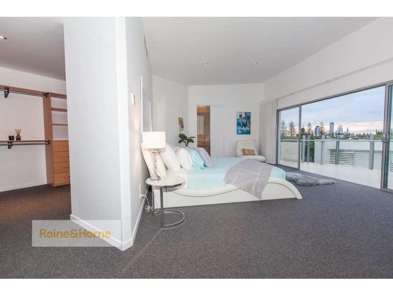 1/44 Tamborine Street, Mermaid Beach QLD 4218