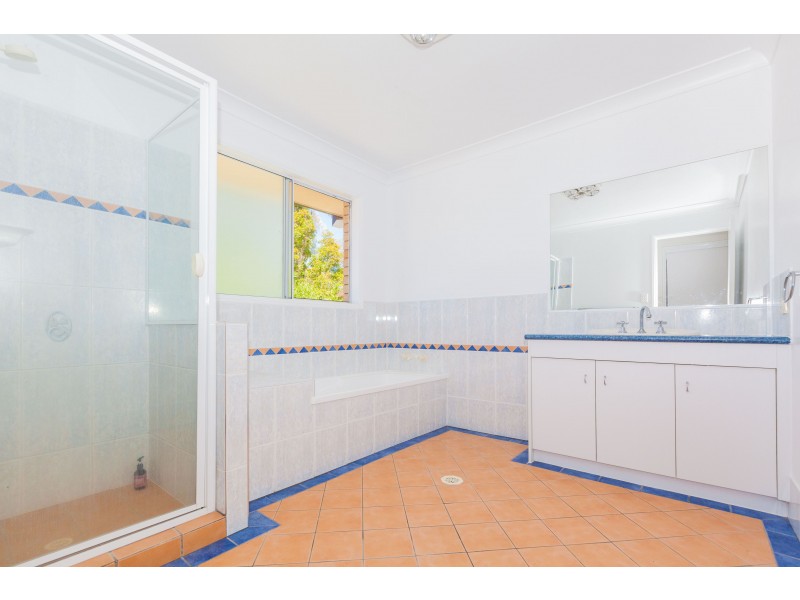 37 Dugandan Street, Nerang QLD 4211