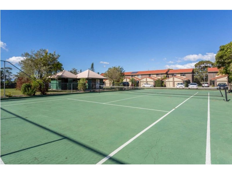 52/5 Galeen Drive, Burleigh Waters QLD 4220