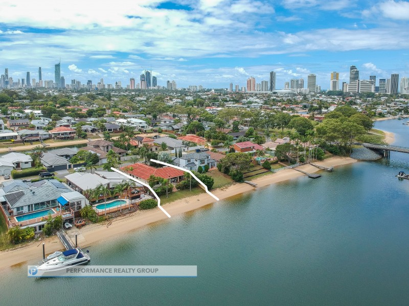 12 Delungra Street, Broadbeach Waters QLD 4218