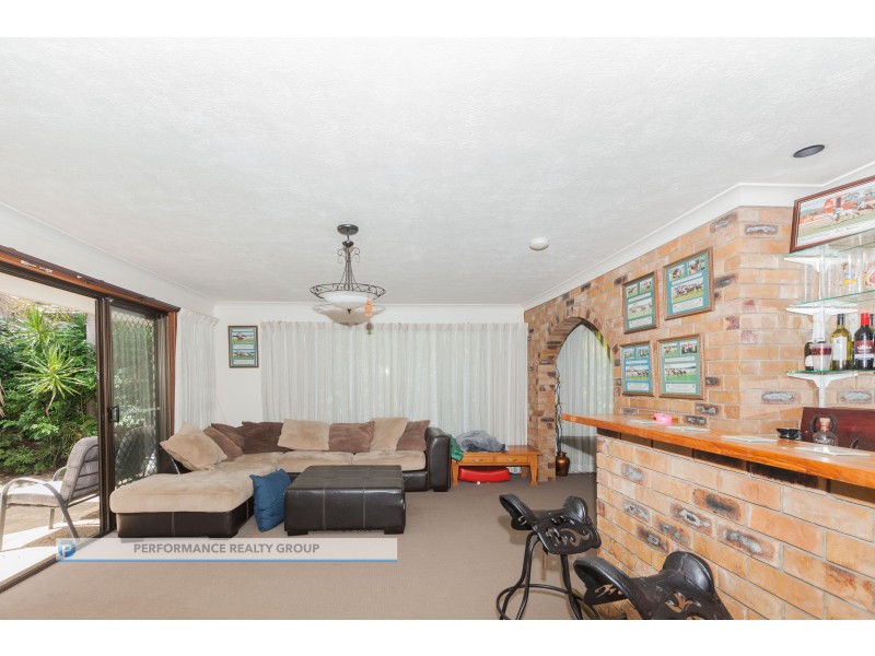 12 Delungra Street, Broadbeach Waters QLD 4218