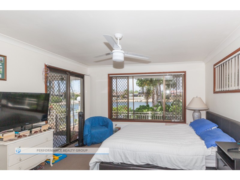 12 Delungra Street, Broadbeach Waters QLD 4218