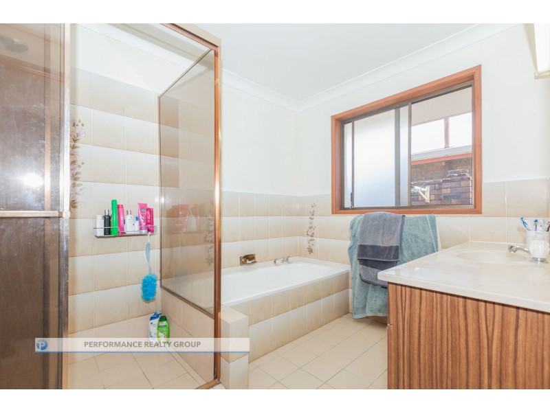 12 Delungra Street, Broadbeach Waters QLD 4218