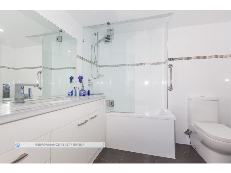 1A/50 Old Burleigh Road, Surfers Paradise QLD 4217