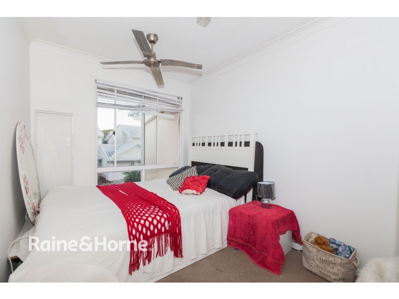 16/300 Cottesloe Drive, Mermaid Waters QLD 4218