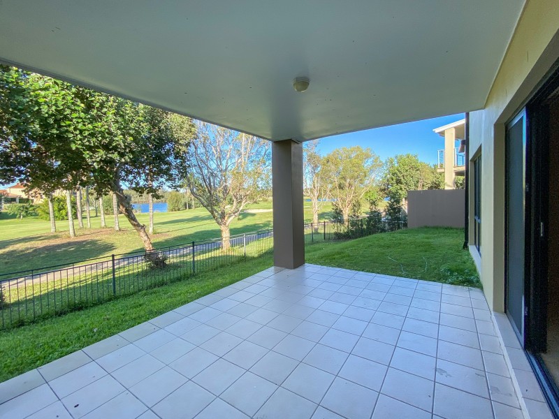 14/145 Palm Meadows Drive, Carrara QLD 4211