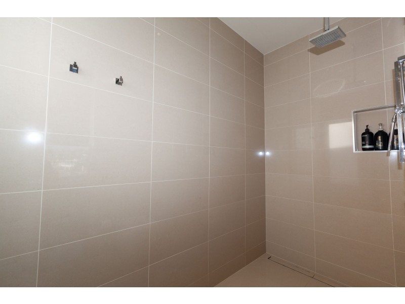 90 Monaco Street, Broadbeach Waters QLD 4218