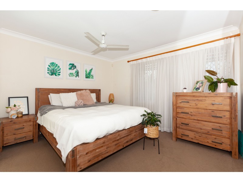1/2 Duxton Drive, Varsity Lakes QLD 4227