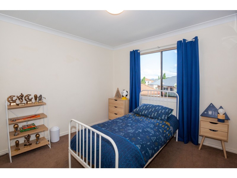 1/2 Duxton Drive, Varsity Lakes QLD 4227