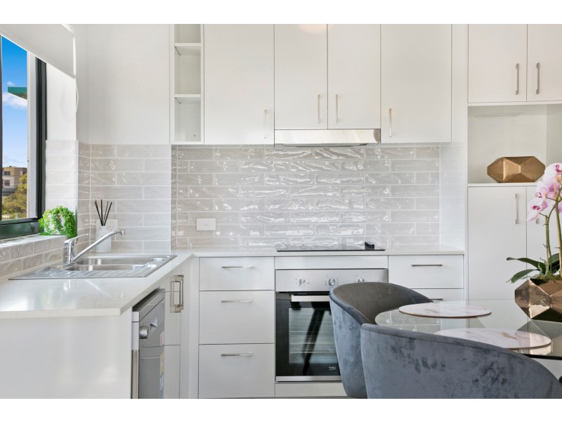 23 Minnie Street, Southport QLD 4215