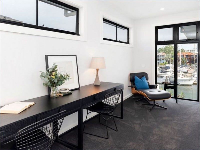 8948 The Point Circuit, Sanctuary Cove QLD 4212