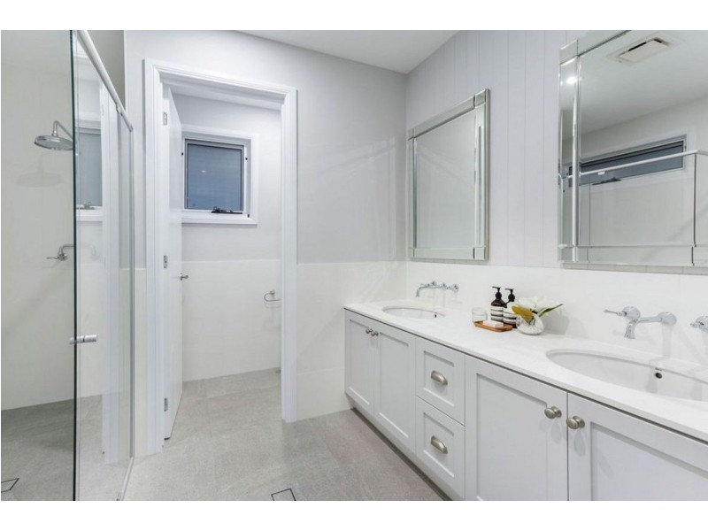 8949 The Point Circuit, Sanctuary Cove QLD 4212