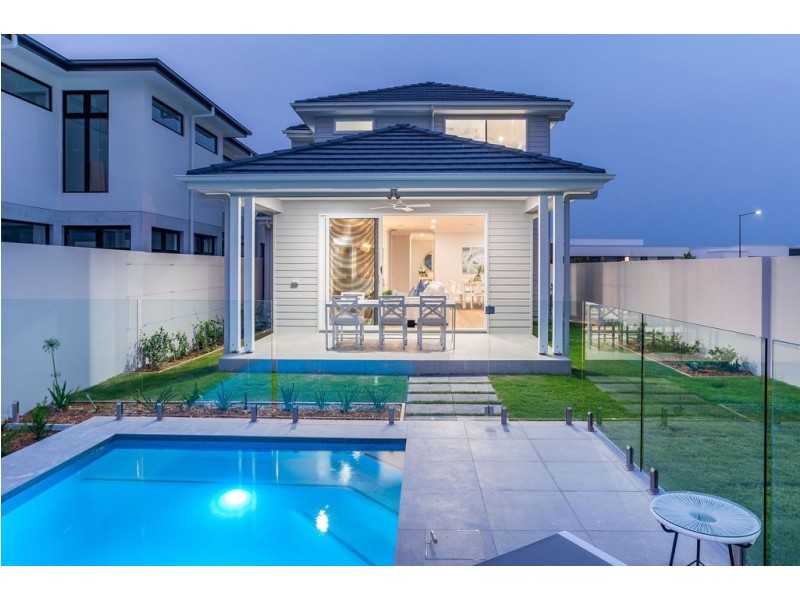 8949 The Point Circuit, Sanctuary Cove QLD 4212