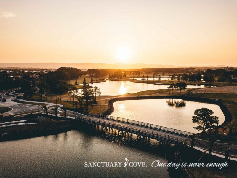 8949 The Point Circuit, Sanctuary Cove QLD 4212