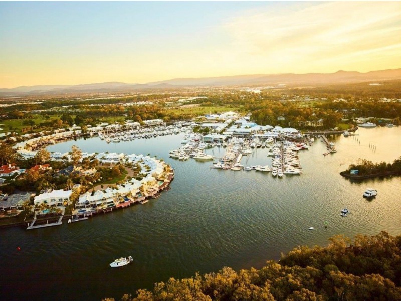 8949 The Point Circuit, Sanctuary Cove QLD 4212