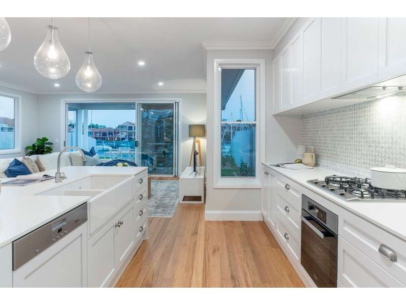 8949 The Point Circuit, Sanctuary Cove QLD 4212