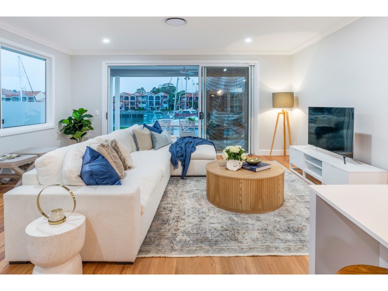 8949 The Point Circuit, Sanctuary Cove QLD 4212