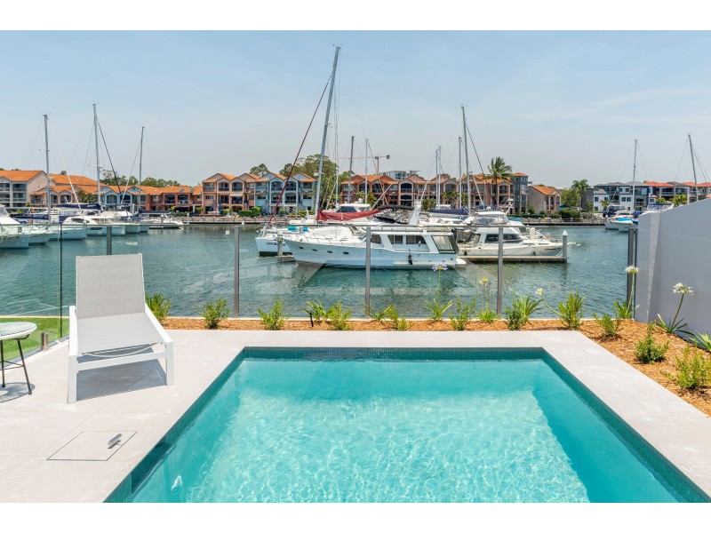 8949 The Point Circuit, Sanctuary Cove QLD 4212