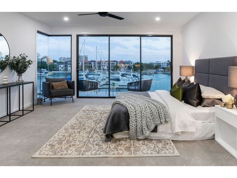 8936 The Point Circuit, Sanctuary Cove QLD 4212