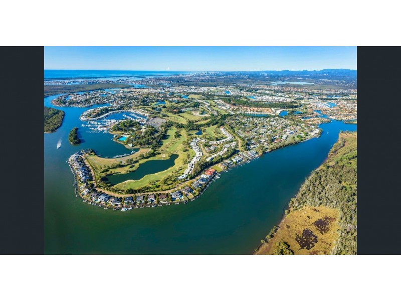 8936 The Point Circuit, Sanctuary Cove QLD 4212