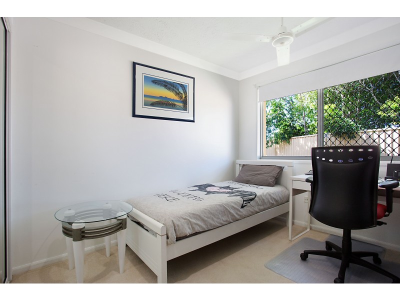 48/50 Saint Kevins Avenue, Benowa QLD 4217