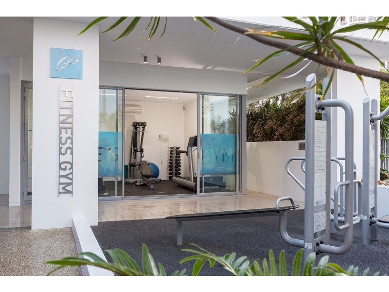 104/25 Surf Parade, Broadbeach QLD 4218