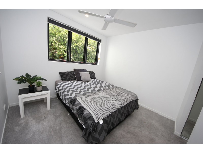 117/1 Hart Street, Ashmore QLD 4214