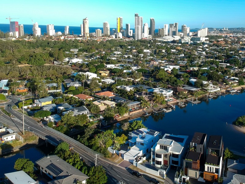 90 Monaco Street, Broadbeach Waters QLD 4218