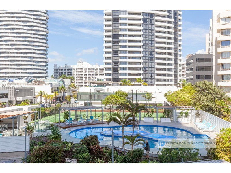 2D/1 Albert Avenue, Broadbeach QLD 4218