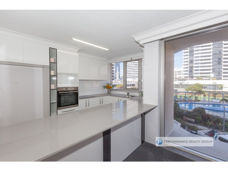 2D/1 Albert Avenue, Broadbeach QLD 4218