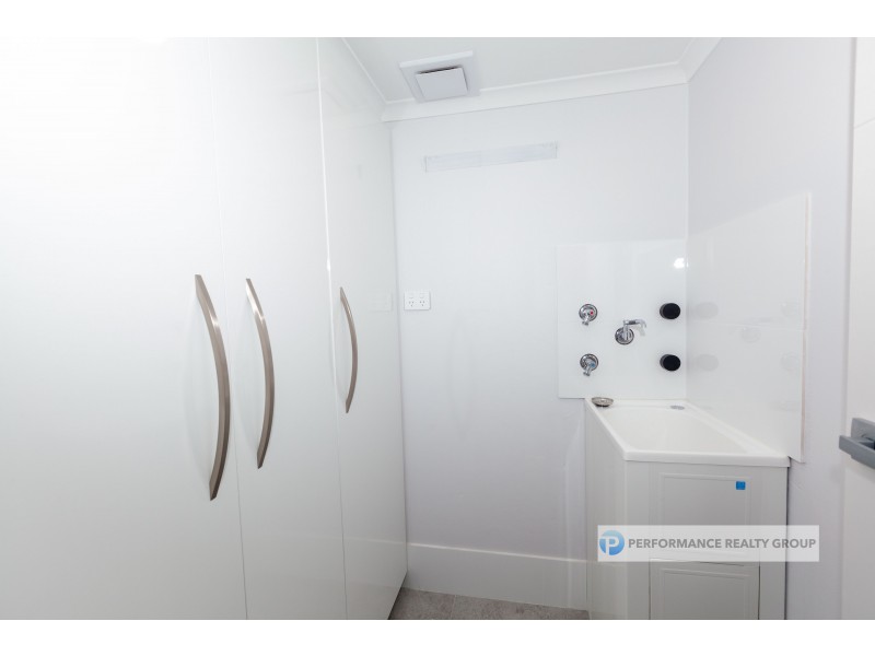 2D/1 Albert Avenue, Broadbeach QLD 4218