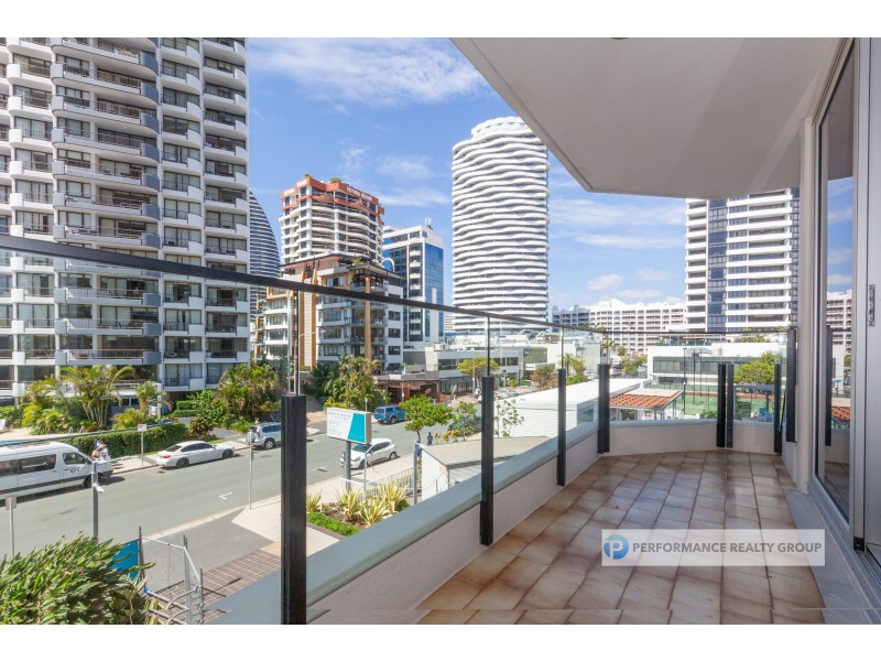 2D/1 Albert Avenue, Broadbeach QLD 4218