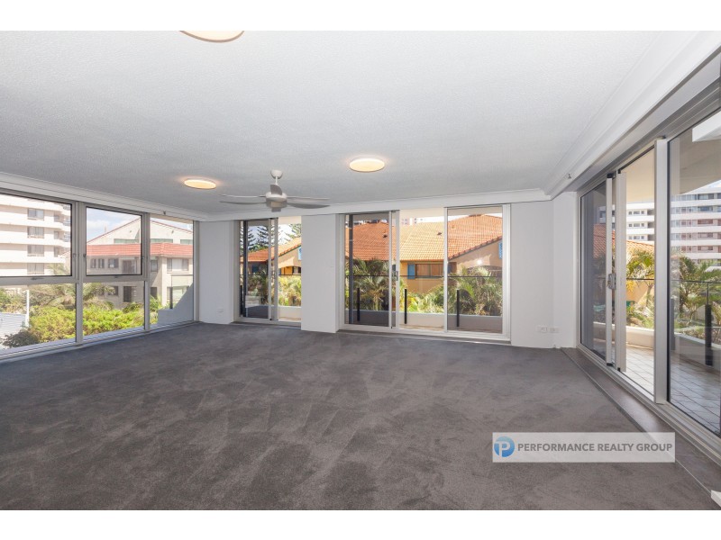 2D/1 Albert Avenue, Broadbeach QLD 4218