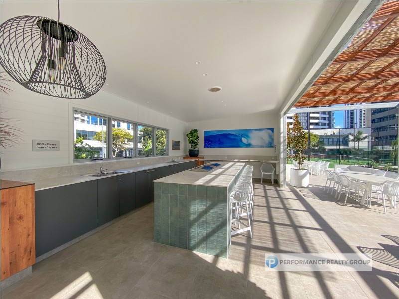 2D/1 Albert Avenue, Broadbeach QLD 4218