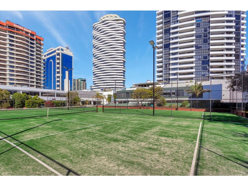 2D/1 Albert Avenue, Broadbeach QLD 4218